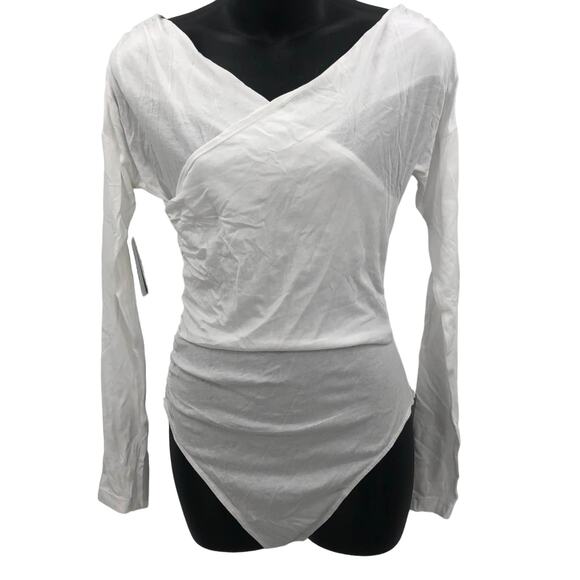 Abound Womens Off The Shoulder Wrap Bodysuits Long Sleeve White Size Small NWT - Picture 1 of 9